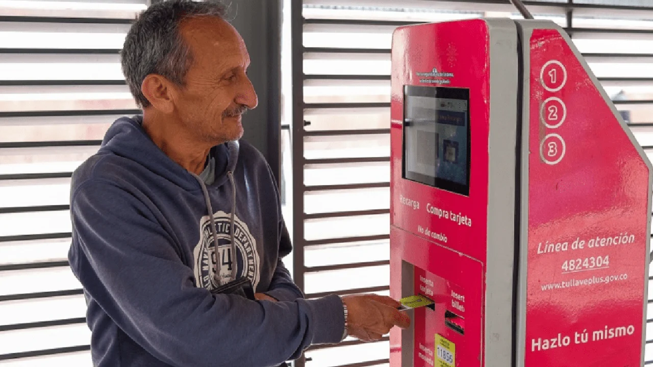 Tarjeta TuLlave personalizada: requisito clave para activar los pasajes gratis