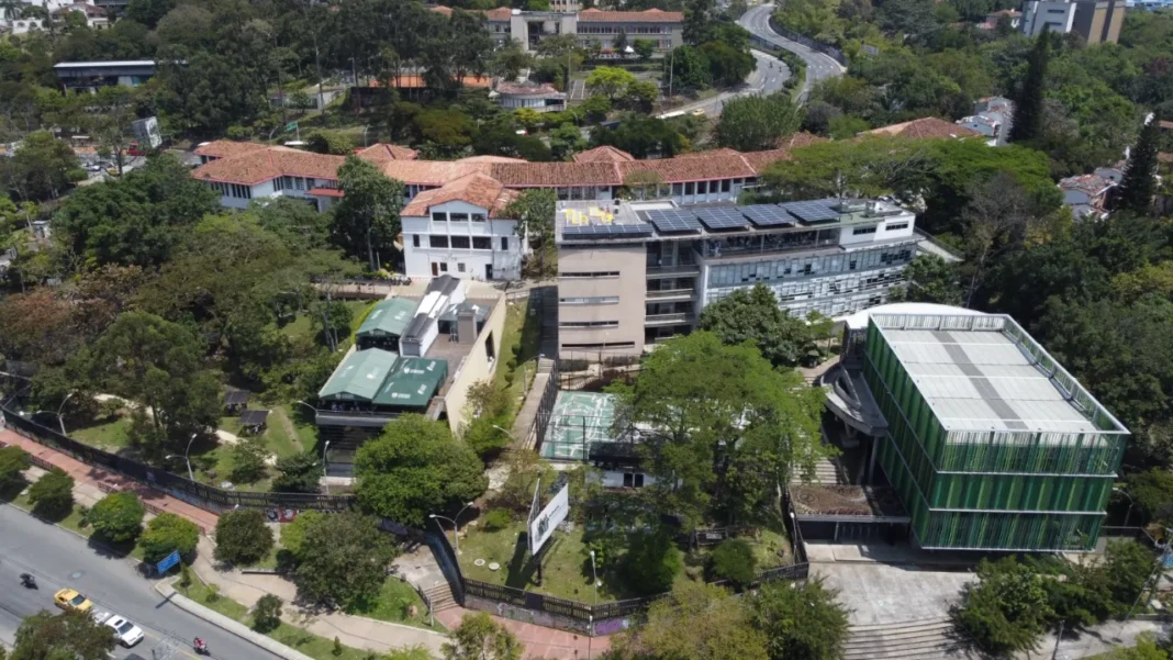 Colmayor quiere llegar a todo Medellín ofreciendo esta cantidad de becas