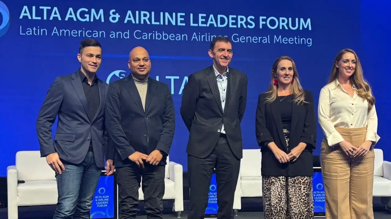La aviación comercial vuela en pro de mejorar fidelización de pasajeros y así competir en el mercado 1 Aviacion Comercial en el Mundo