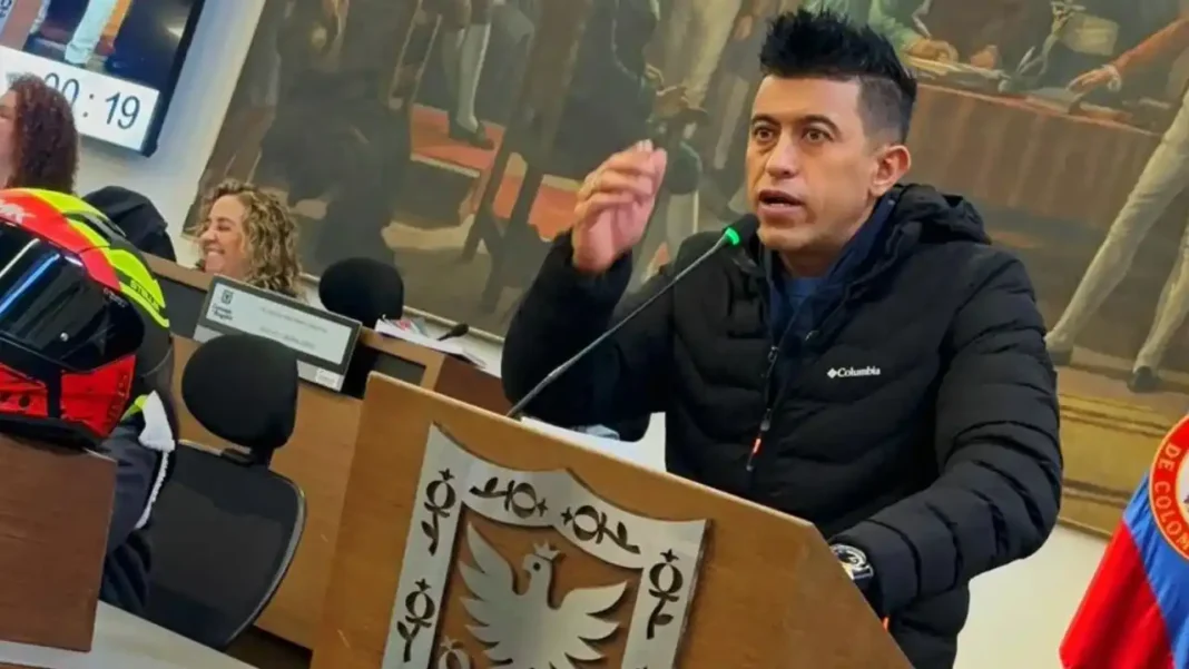 Procuraduría suspende e inhabilita durante 14 meses a ‘Fuchi’, concejal de Bogotá
