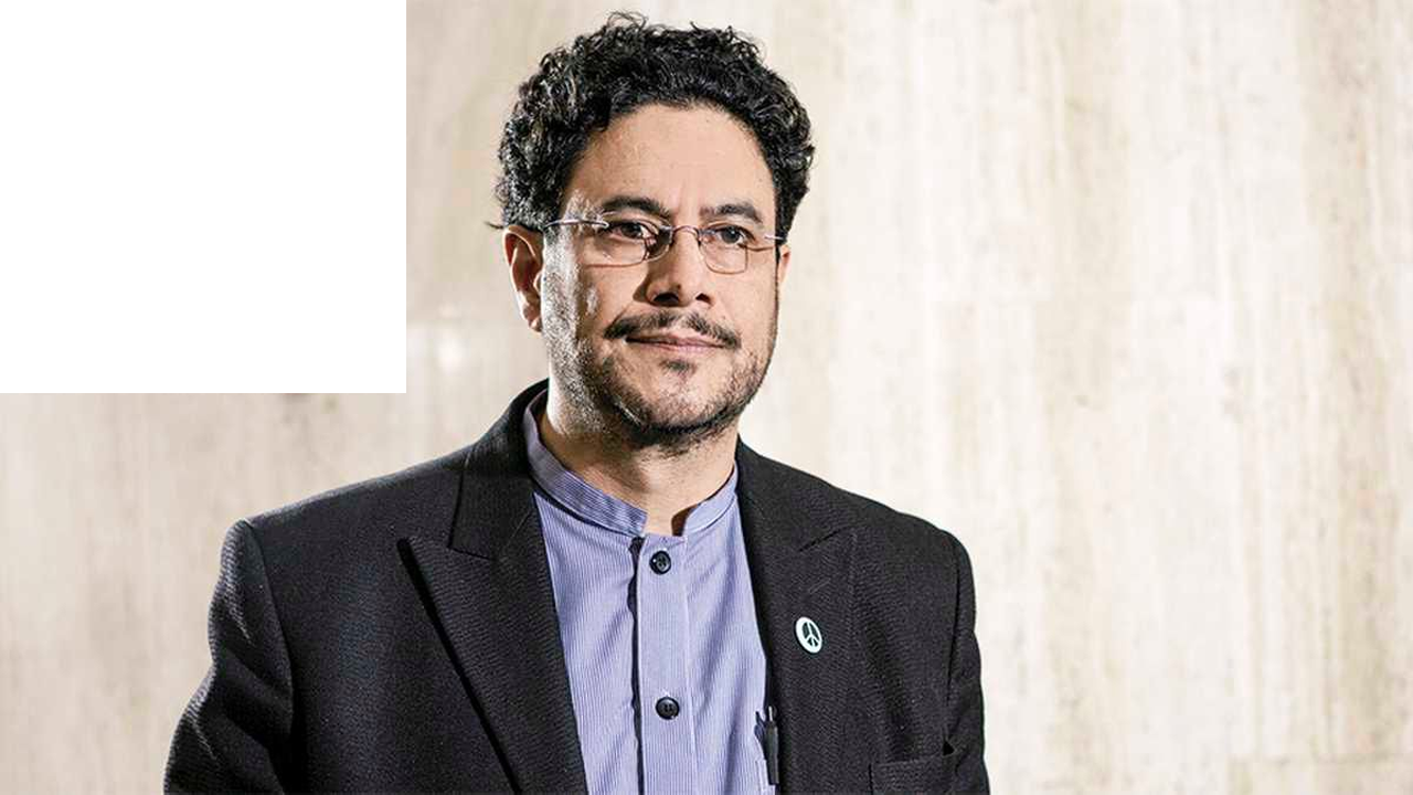 Este domingo 26 de octubre se celebró la consulta del Pacto Histórico, en la que Iván Cepeda se impuso frente a Carolina Corcho, marcando una nueva etapa en las dinámicas internas de la izquierda colombiana de cara a las elecciones de 2026. Este domingo 26 de octubre se celebró la consulta del Pacto Histórico, en la que Iván Cepeda se impuso frente a Carolina Corcho, marcando una nueva etapa en las dinámicas internas de la izquierda colombiana de cara a las elecciones de 2026.