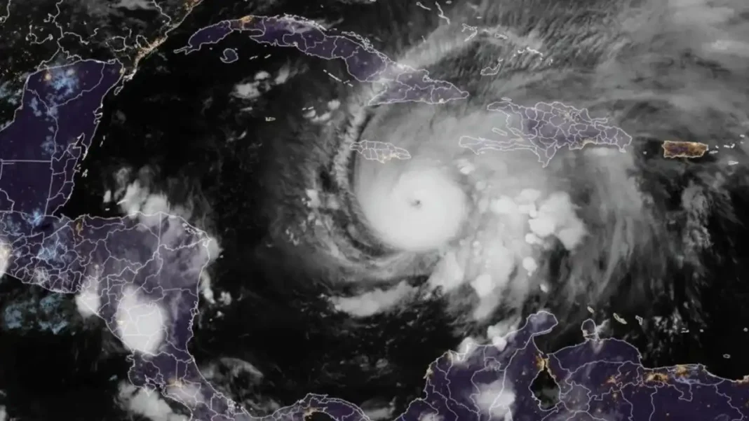 Huracán Melissa: impactantes imágenes tomadas desde un avión en su aproximación a Jamaica