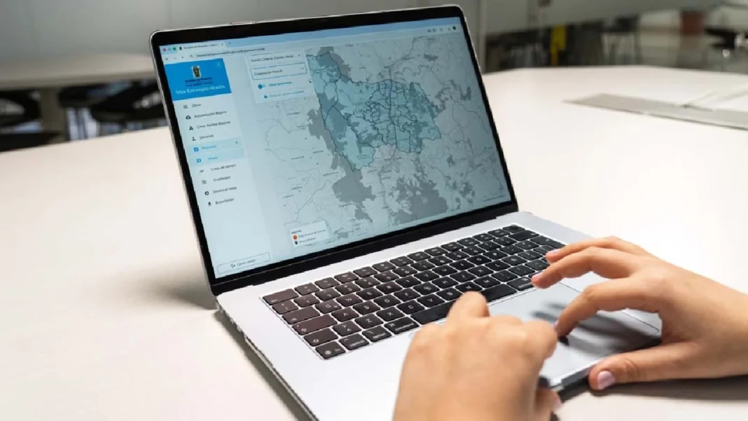 Medellín acelera su transición hacia un gobierno digital seguro y cercano al ciudadano
