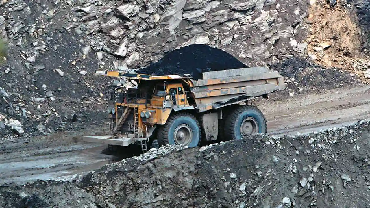 Minería en Colombia cambiaría de reglas: Gobierno radicará proyecto con enfoque ambiental y territorial