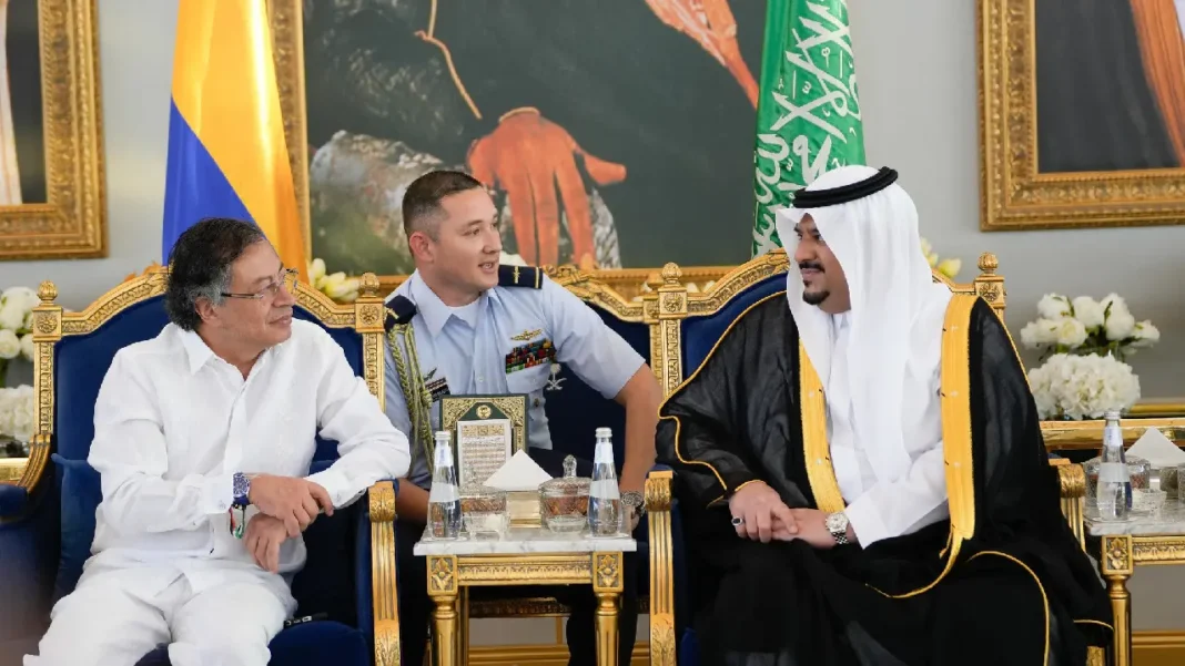 Petro busca fortalecer relaciones comerciales de Colombia con países del Medio Oriente