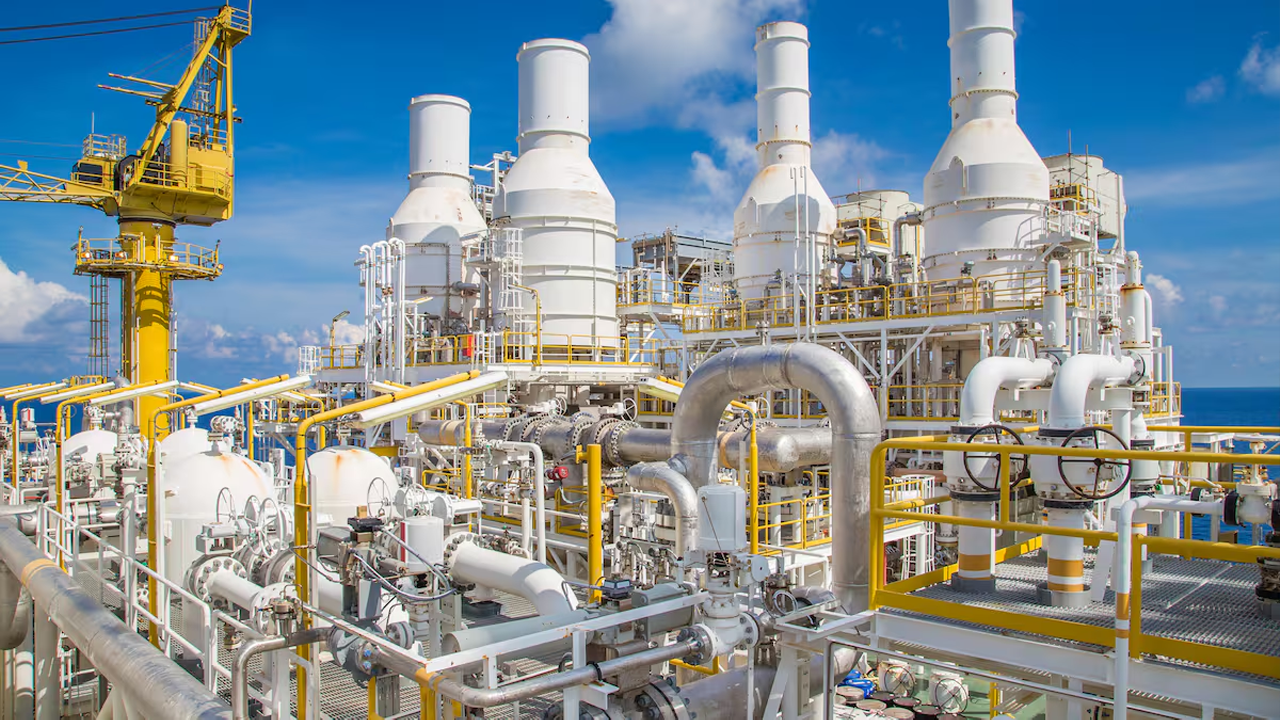 La producción de gas en Colombia alcanzó un promedio de 992 Giga BTU por día en septiembre de 2025, impulsada por los campos de Cupiagua, Cusiana y Pauto Sur, según cifras del sector energético nacional. La producción de gas en Colombia alcanzó un promedio de 992 Giga BTU por día en septiembre de 2025, impulsada por los campos de Cupiagua, Cusiana y Pauto Sur, según cifras del sector energético nacional.