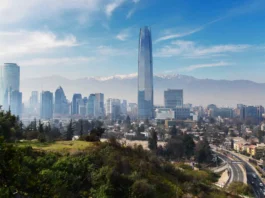 Chile fue reconocido por el Allianz Global Wealth Report 2025 como el país con mayor riqueza financiera de Latinoamérica, consolidando su título de la Suiza de Sudamérica.