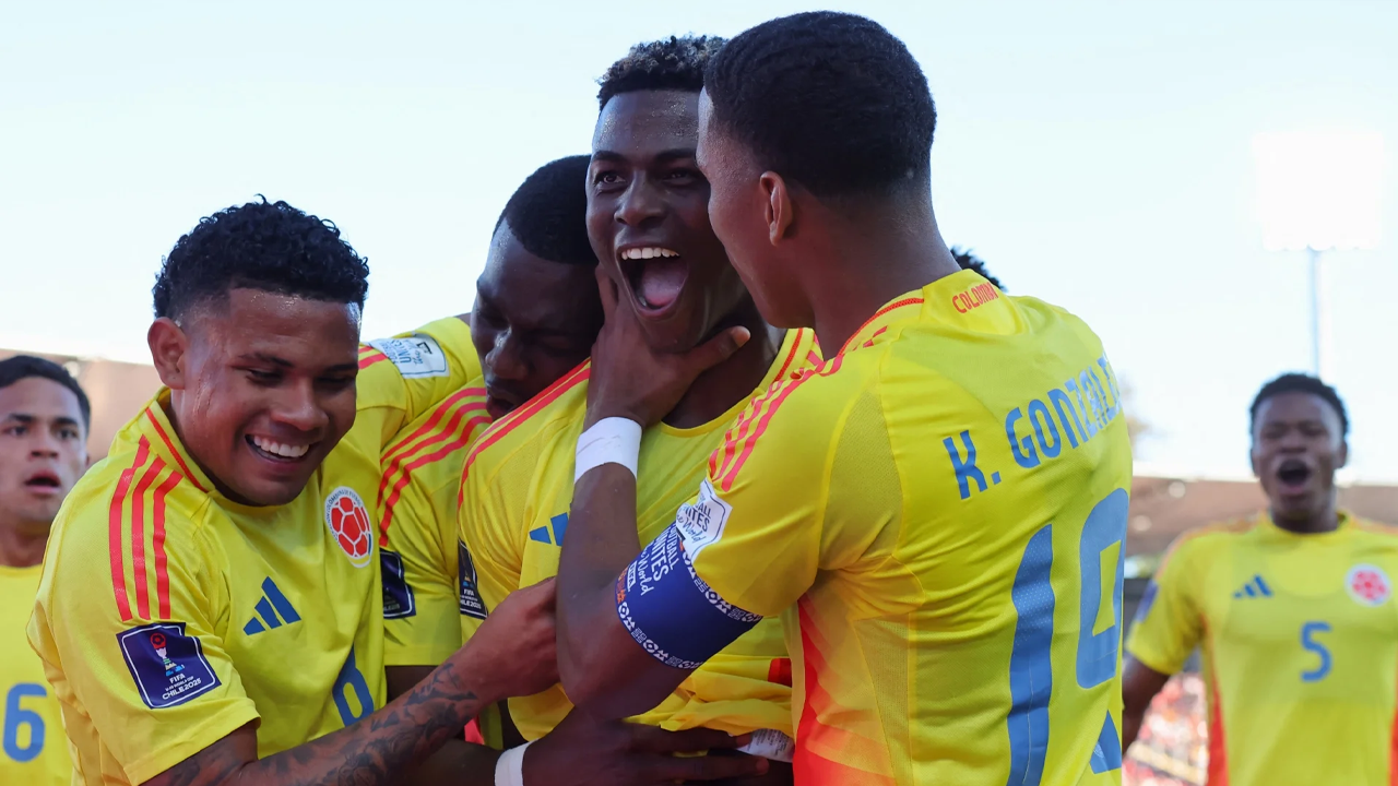 La Selección Colombia Sub 20 buscará hacer historia en el Mundial de Chile 2025 enfrentando a Argentina por un cupo a la final, tras vencer 3-2 a España y mantener viva la ilusión cafetera.