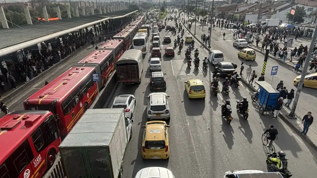 En vivo: así avanzan las manifestaciones en Bogotá y protestas de motociclistas