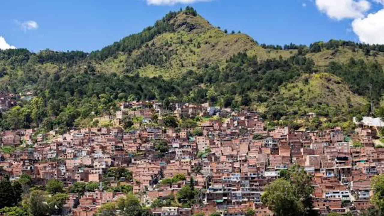 ¿Cómo Villa Hermosa llegó a ser ejemplo en Medellín frente al cambio climático?