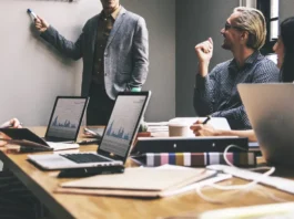 En América Latina aún se necesitan miles de horas para abrir una empresa: Colombia ocupa el sexto lugar