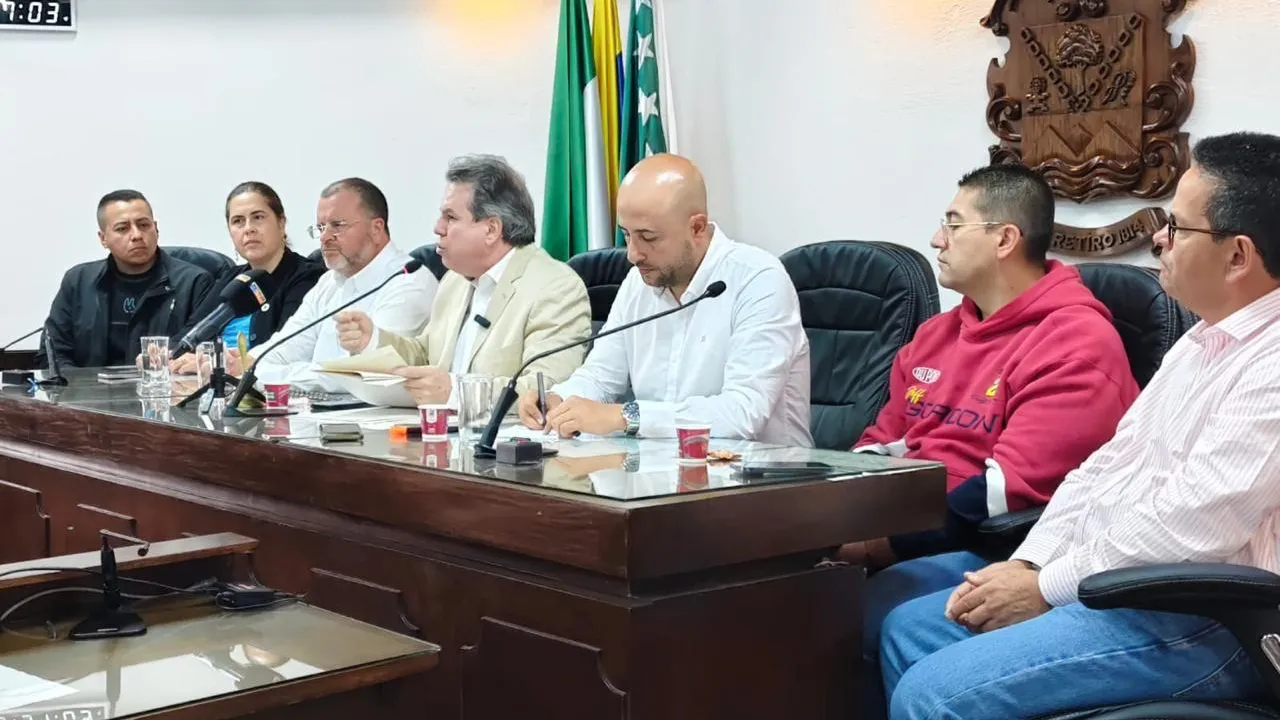 Registrador solicitó recursos para consulta de Área Metropolitana, pero MinHacienda mantuvo silencio: Eugenio Prieto