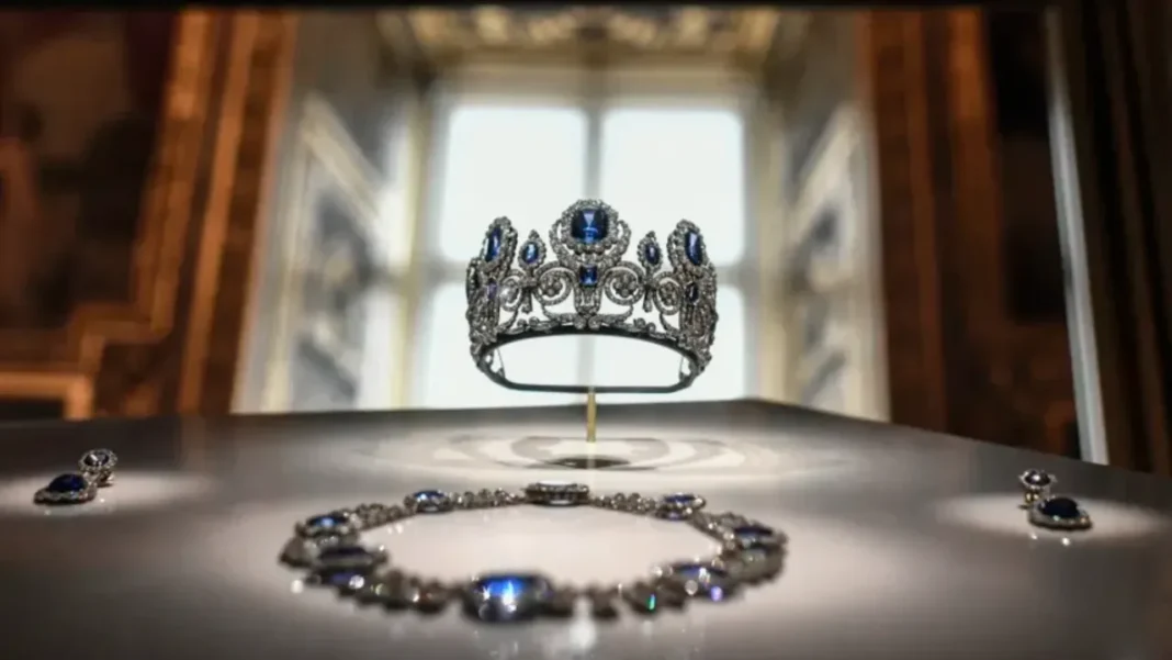 Esto valen las joyas de Napoleon que se robaron del Museo de Louvre