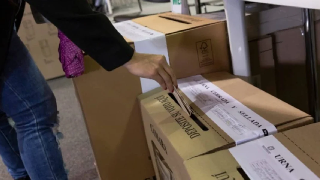 Los 10 hombres y 10 mujeres con más votos al Senado en consulta del Pacto Histórico