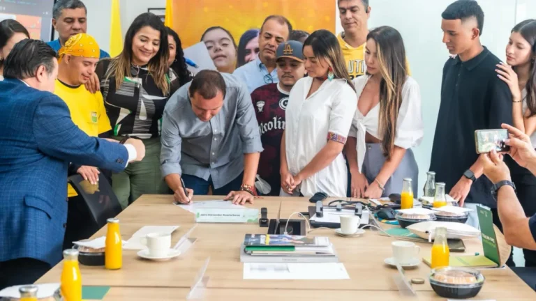 “Avanzamos en transformación académica y tecnológica”: rector del Politécnico Jaime Isaza Cadavid a cierre de su mandato