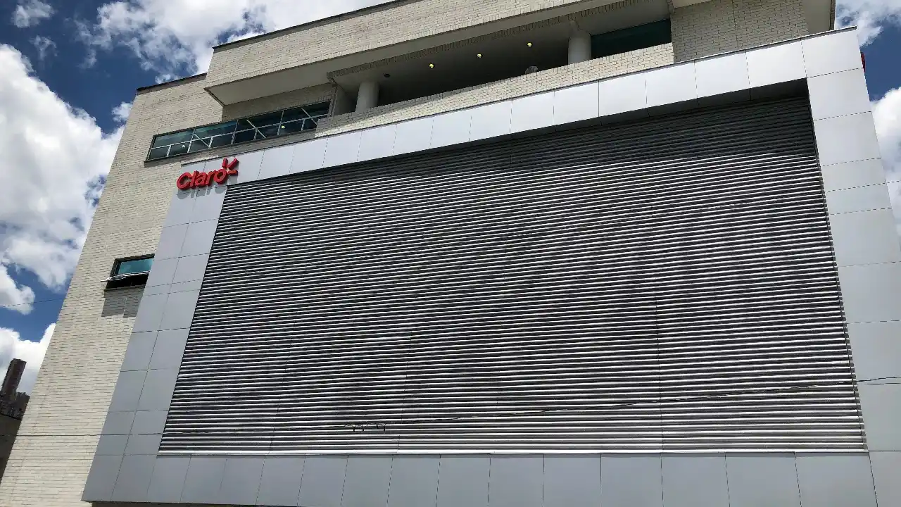 Claro culmina la modernización de su Megacenter en Medellín y potencia la innovación tecnológica en la región Claro culmina la modernización de su Megacenter en Medellín y potencia la innovación tecnológica en la región