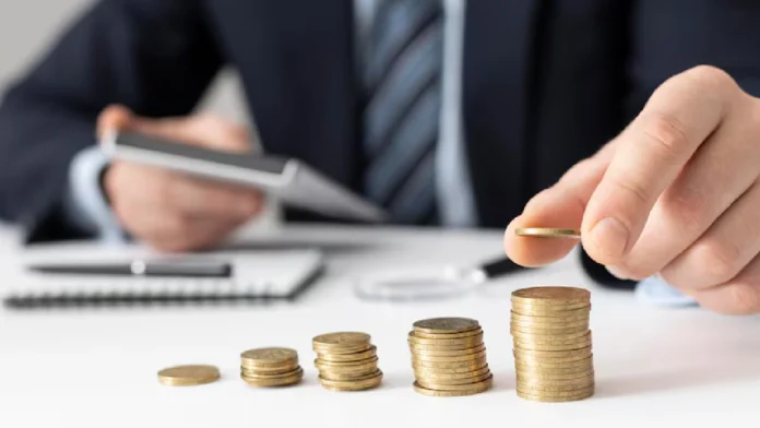 DIAN admite que no cumplirá meta de $305,4 billones y señala la tasa del Emisor como freno
