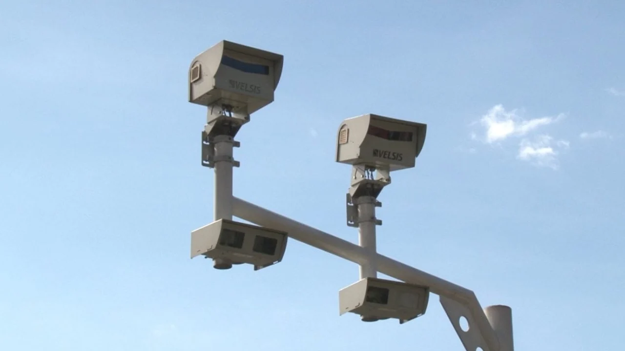 Medellín acabará concesión de fotomultas: así funcionará el sistema Medellín acabará concesión de fotomultas: así funcionará el sistema