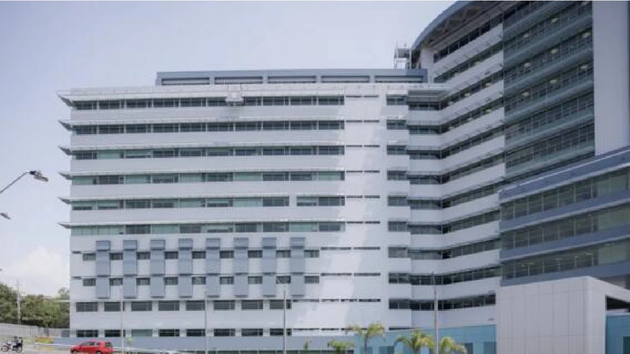 Hospitales advierten sobre crisis en el suministro de farmacos para millones de pacientes en Antioquia