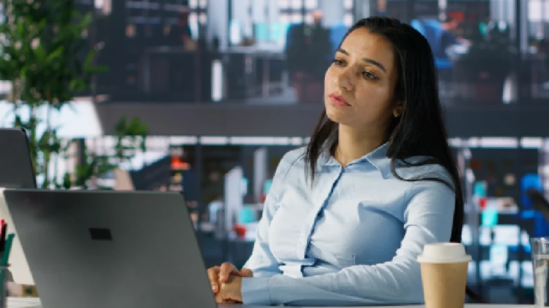 Los países donde más tiempo pasan sus ciudadanos trabajando