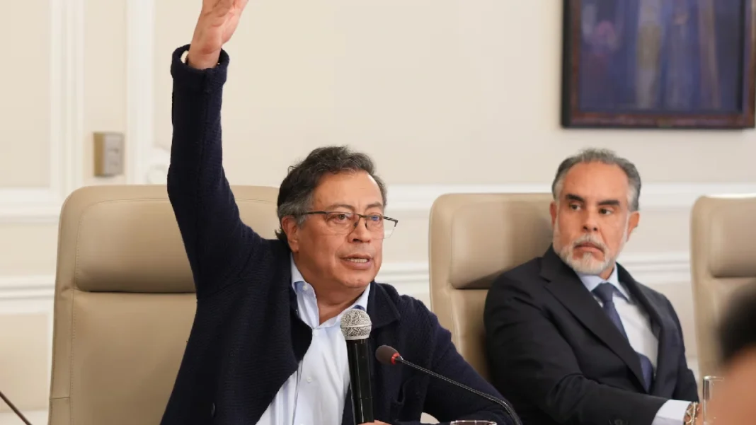 Petro califica como secuestro el allanamiento a casa de Benedetti