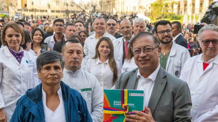 El Ministerio de Hacienda confirmó el aval fiscal para la aprobación de la reforma a la salud en el Senado, asegurando su viabilidad financiera dentro del Marco Fiscal de Mediano Plazo.