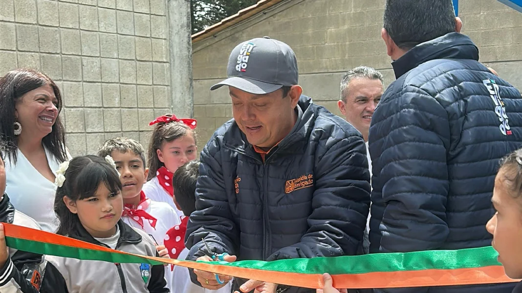 Envigado cerró 2025 con el 100% de ejecución en obras públicas y se prepara para 2026 con nuevos proyectos que impulsarán la movilidad, la educación y el desarrollo urbano.