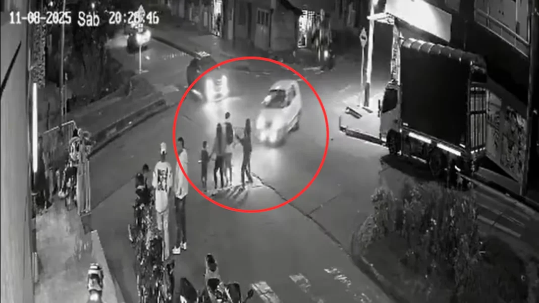 El taxista que atropelló 11 personas en San Cristóbal Sur, Bogotá, fue identificado como José Eduardo Chalá Franco. Dos niños permanecen en estado crítico tras el grave accidente ocurrido el sábado.