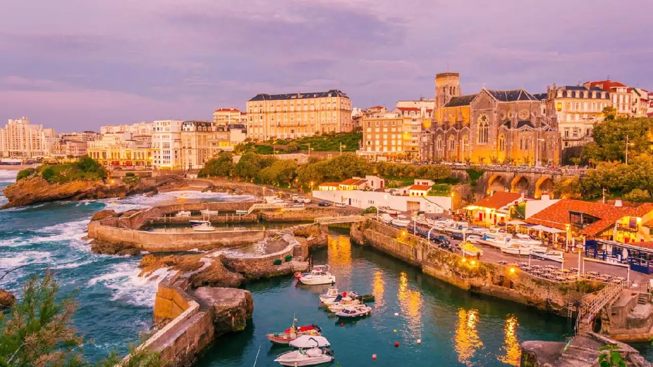 Los 10 mejores destinos del mundo para visitar en 2026, según Chase Travel 4 País Vasco (España)