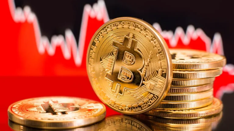 ¿Por qué está cayendo el Bitcoin?