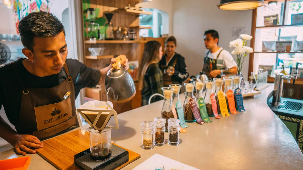 Los cafés de especialidad que están marcando tendencia en Medellín y Bogotá