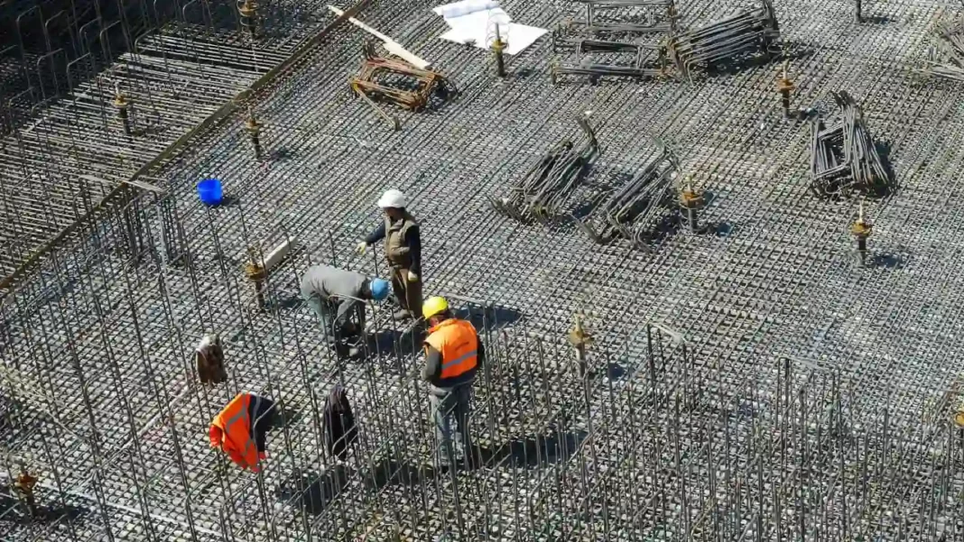 Infraestructura en alerta: obras civiles caen a niveles prepandemia y frenan el crecimiento