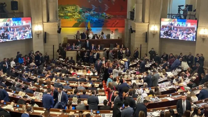 Plan de Reactivación Económica avanza en el Congreso y desplaza a la reforma tributaria de Petro