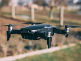 El proyecto de dron híbrido aéreo-marino con el que estudiantes ganaron premio