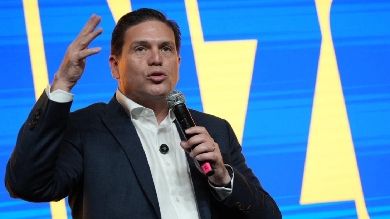 Un candidato de Estado: por qué Pinzón irrumpe con fuerza en la contienda presidencial