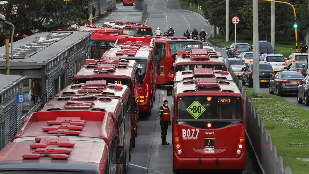 ¿Subirá el pasaje? TransMilenio responde tras ola de rumores en redes sociales 1 TransMilenio aclara: no habrá aumento del pasaje en 2025 y el ajuste será en 2026