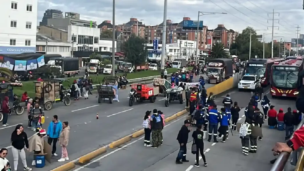 Estaciones cerradas de Transmilenio y movilidad en autopista norte hoy por manifestaciones