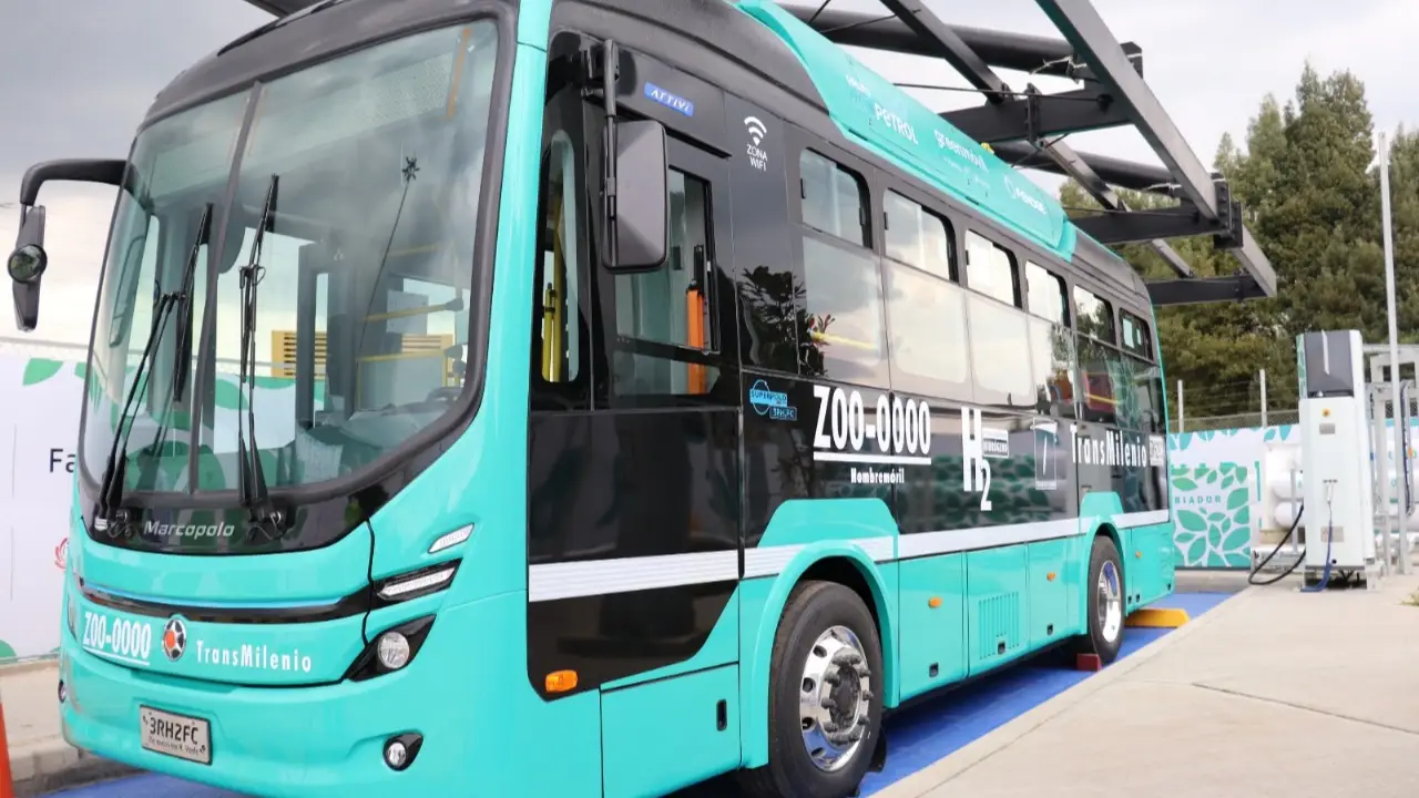 Así avanza el piloto de hidrógeno verde de Ecopetrol que transformará el transporte en Bogotá 1 Ecopetrol impulsa la movilidad con hidrógeno verde en Bogotá