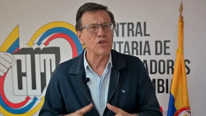 CUT pide al Gobierno que el salario mínimo suba cerca del 16% en 2026