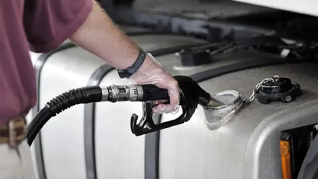 Desde el 20 de diciembre el diésel subió $100: así varían los precios por ciudad