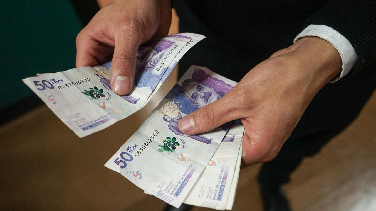 ¿Qué pasa en 2026 con los trabajadores que ganaban más de un salario mínimo en 2025?