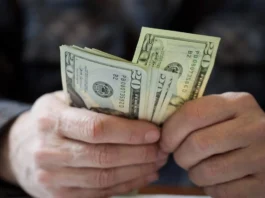 El dólar inicia la jornada en retroceso después de la decisión de la FED