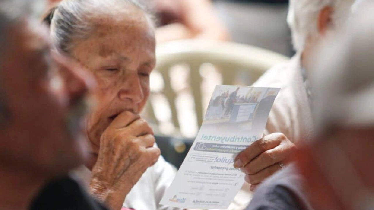 Gremios prenden alarmas por el futuro financiero de las pensiones de las personas más vulnerables en el país