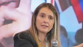 Hay que reducir de 19 a 12 ministerios: Paloma Valencia