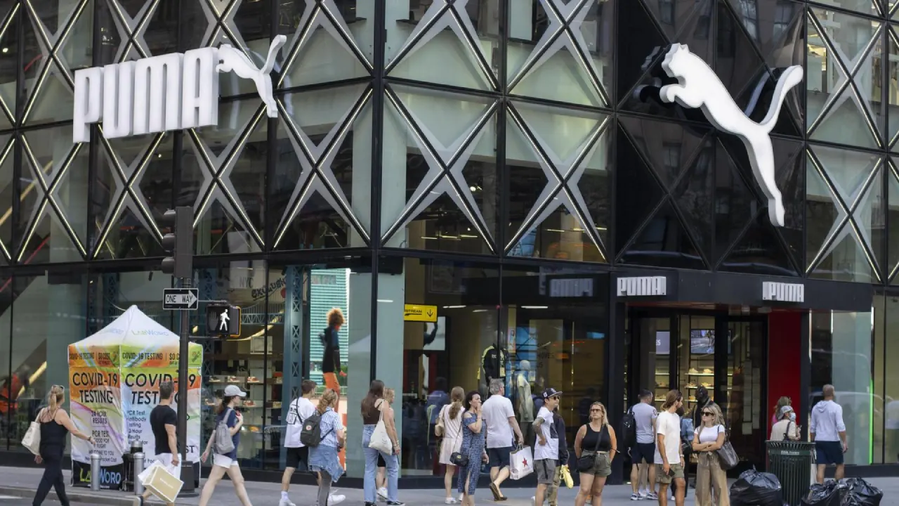 Reconocida marca deportiva acude a financiamiento para enfrentar crisis financiera