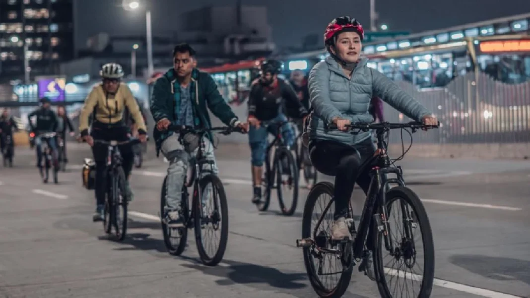 Ruta, cierres viales y a qué hora inicia y acaba la ciclovía nocturna hoy en Bogotá