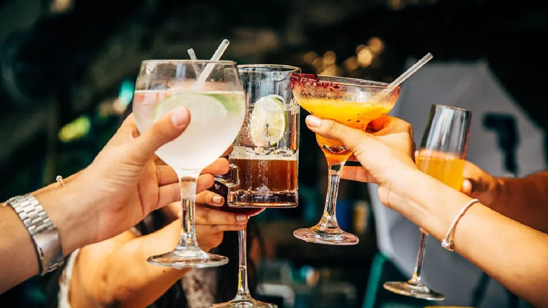 Cócteles y bebidas calientes perfectas para la noche del 7 de Velitas