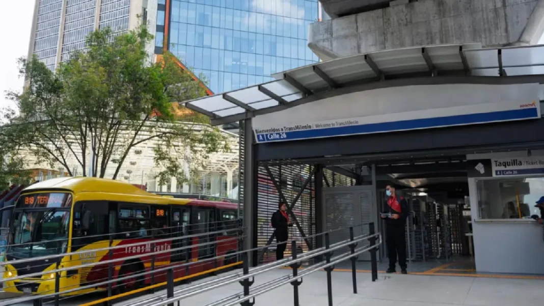 Reabre la estación Calle 26 de TransMilenio tras casi dos años de intervención en el centro de Bogotá