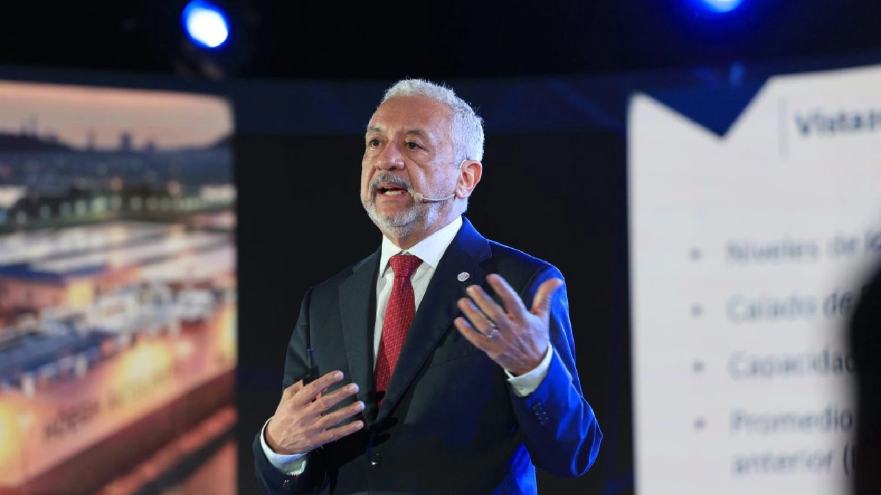 Nuevos puertos, gasoducto y embalse: así es la apuesta de Panamá para modernizar el Canal