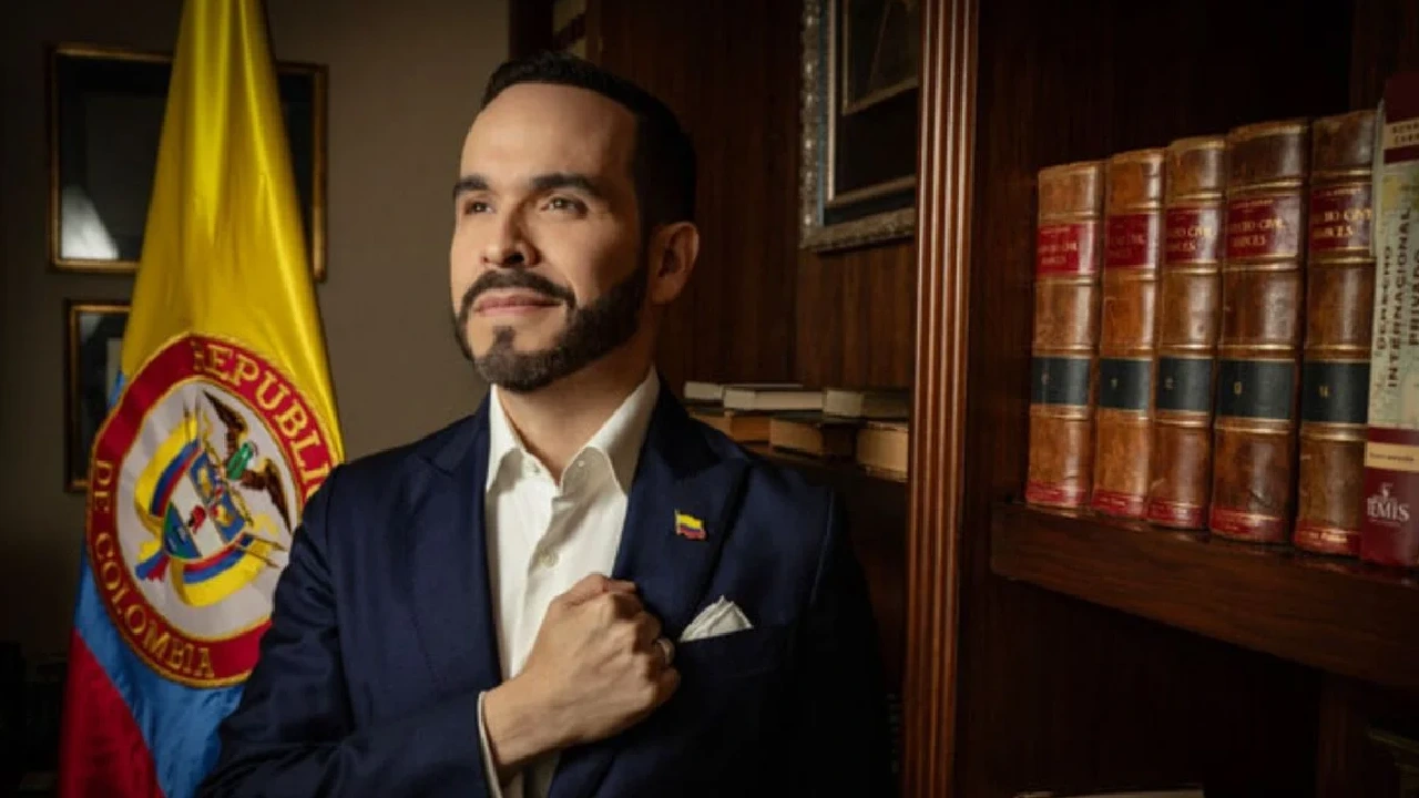 Abelardo de La Espriella aclara su encuentro con Miguel Uribe y habla de la unidad política